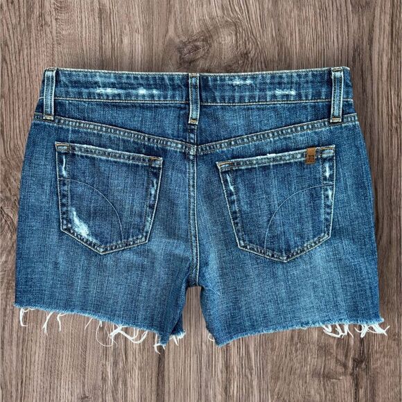 Joe’s Jeans Blue Denim Distressed Jean Shorts Women’s Size 27 Distressed Hem - Picture 2 of 7